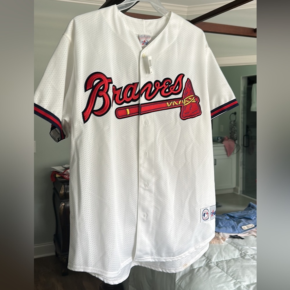Vintage braves button down jersey. New with tags!